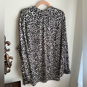 LOFT Plus Size 26W Women's Leopard Print
Long Sleeve Top